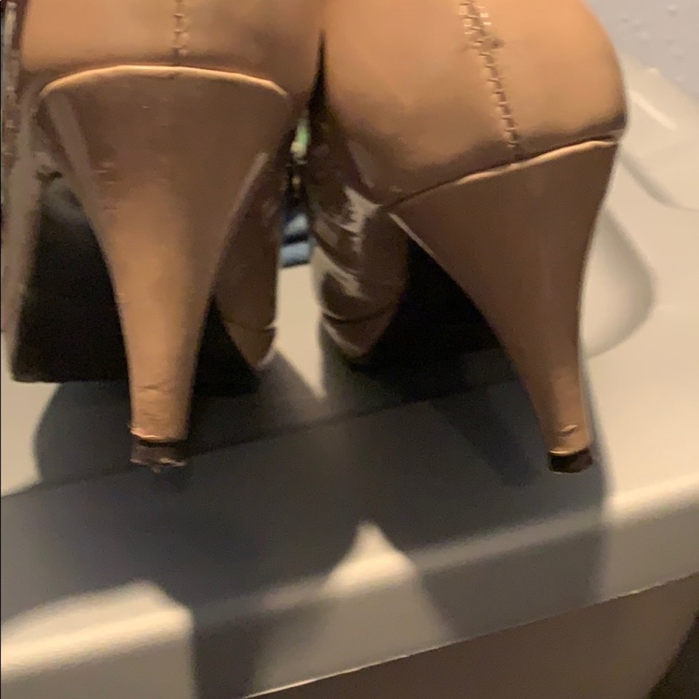 Open Toe Pumps - Picture 5 of 5